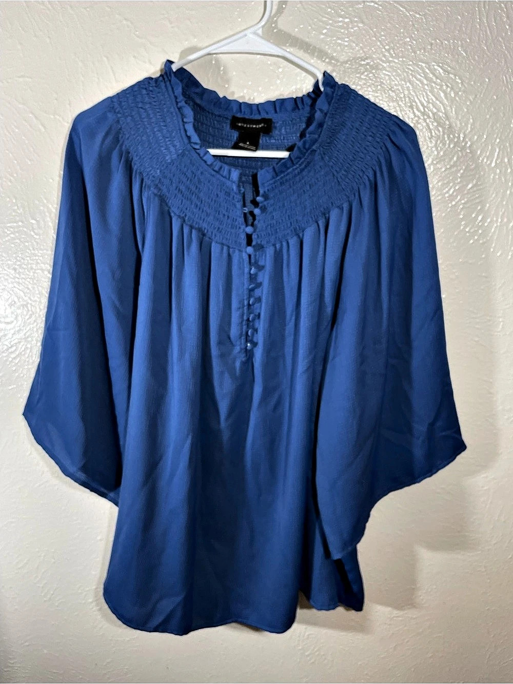 Investments Smocked Neck Blouse in Blue Large Like New